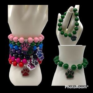 Paw 🐾 Collection Green Wood  Bracelet